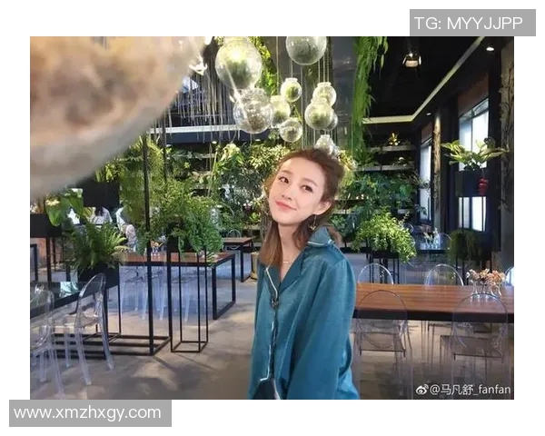 马凡舒专访足球明星揭秘绿茵场上的荣耀与挑战 马凡舒专访足球明星揭秘绿茵场上的荣耀与挑战