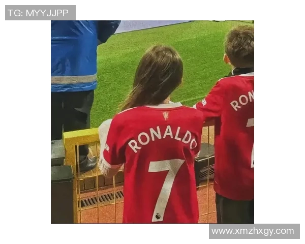 足球明星搞笑头像女孩的趣味创意与个性展示